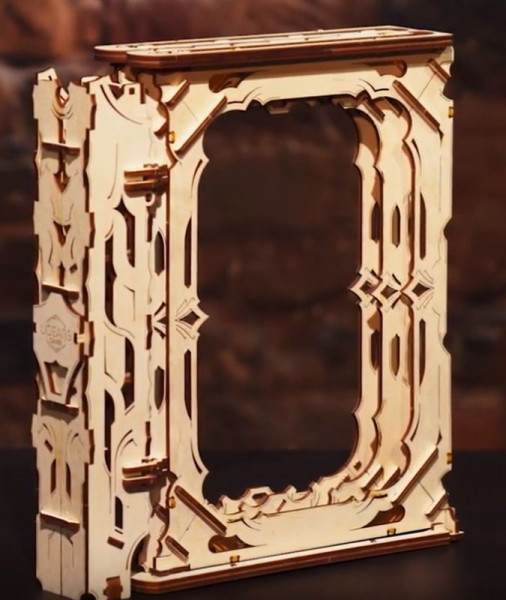 Ugears - mechanischer Holzbausatz - Spielleiterschirm