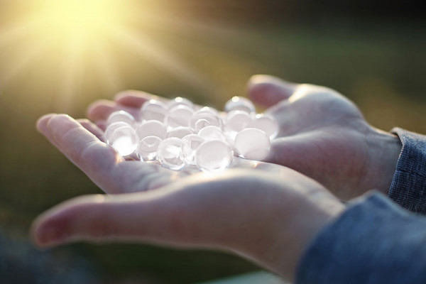 Wasserperlen, Wasserkugeln, Sensorik-Kügelchen - Weiss