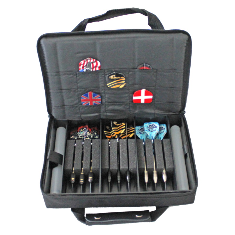 McDart Master Tasche mit 9 Steel Dartpfeilen und Zubehör